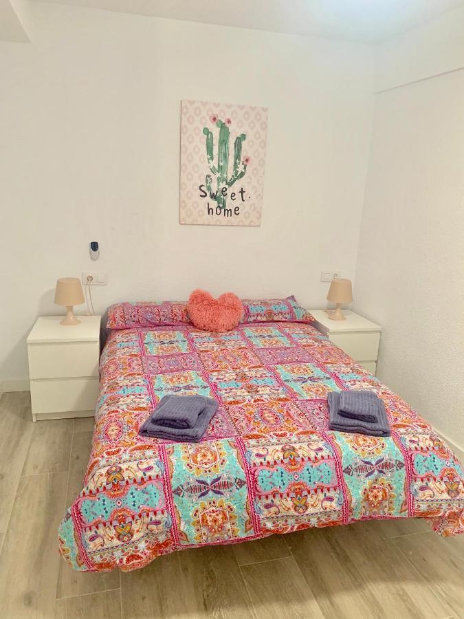 Pink Beach 베니돔 외부 사진